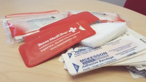 Bumps, scrapes, bruises, bug bites: First-aid kit must-haves - Texas MedClinic