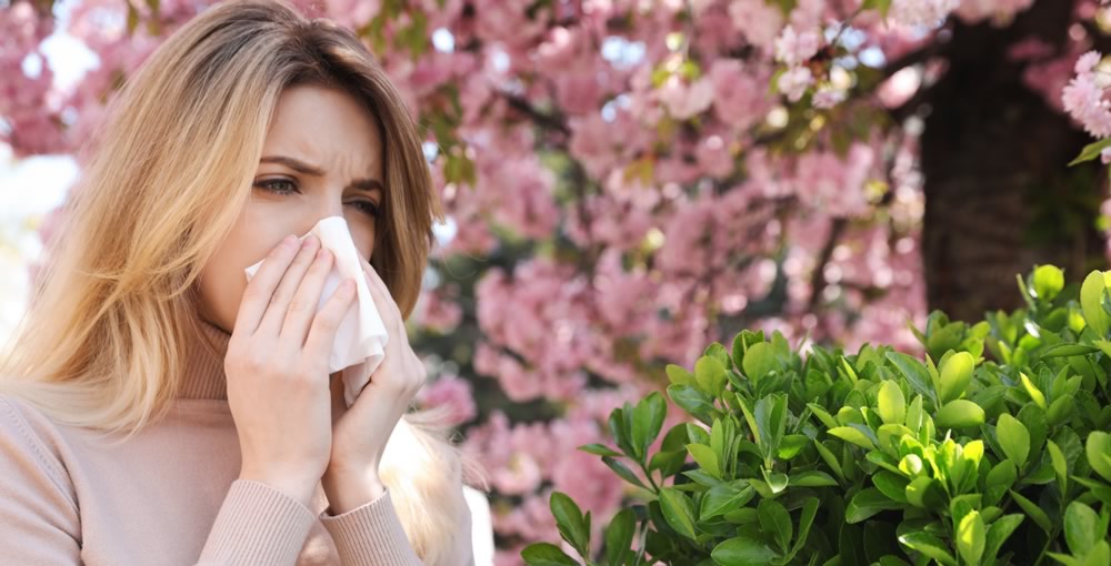 Itchy Eyes, Itchy Throat, Itchy Nose? It’s Likely Fall Allergies - Texas MedClinic Urgent Care